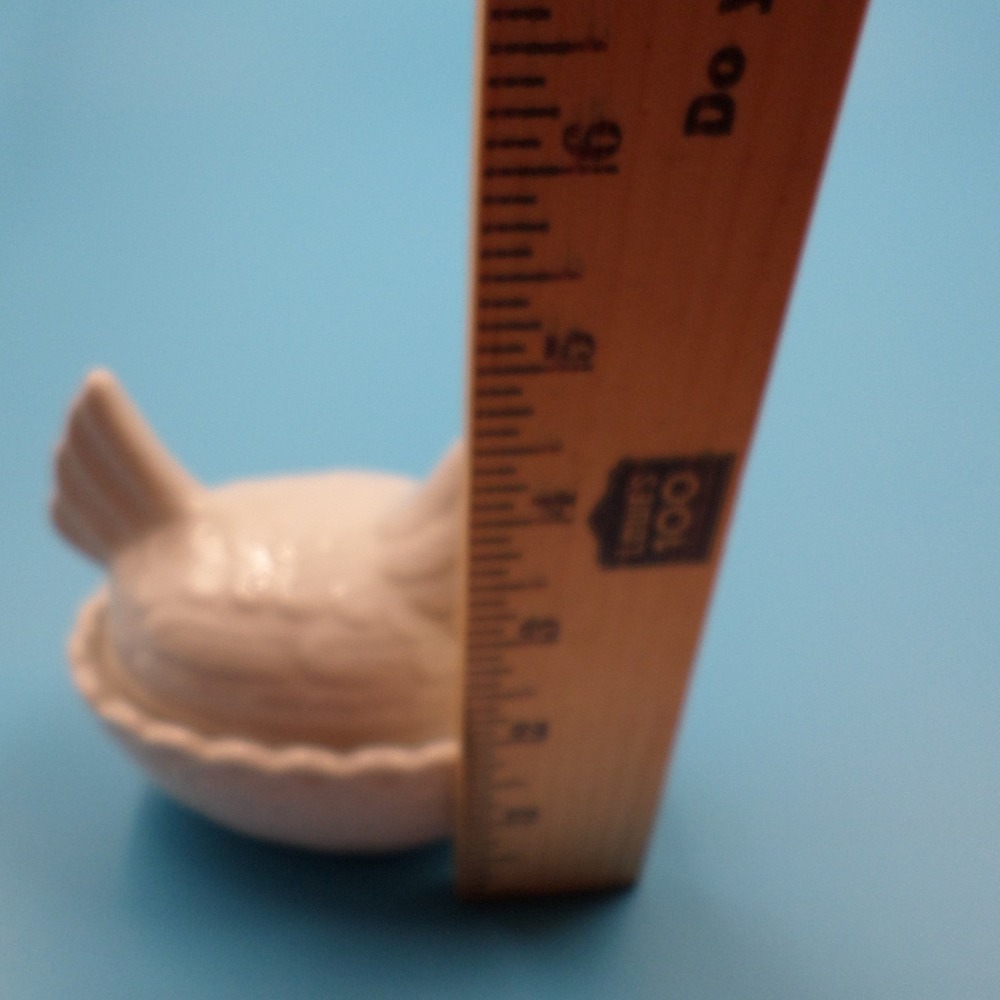 Vintage Miniature Hen on Nest Japan OMC Milk Glass 1950s MCM - Picture 9 of 9